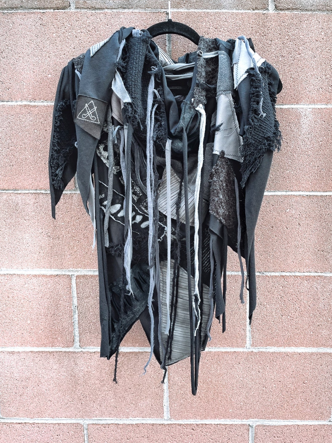 Deadstock Fabric byYUGE Scarf todayful 黒 Deadstock Fabric by YUGE Scarf/TODAYFUL12421031 - Select