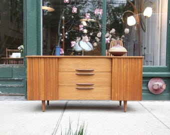 Vintage MCM 70's walnut credenza w/ 4 drawers | Free delivery in NYC and Hudson Valley areas
