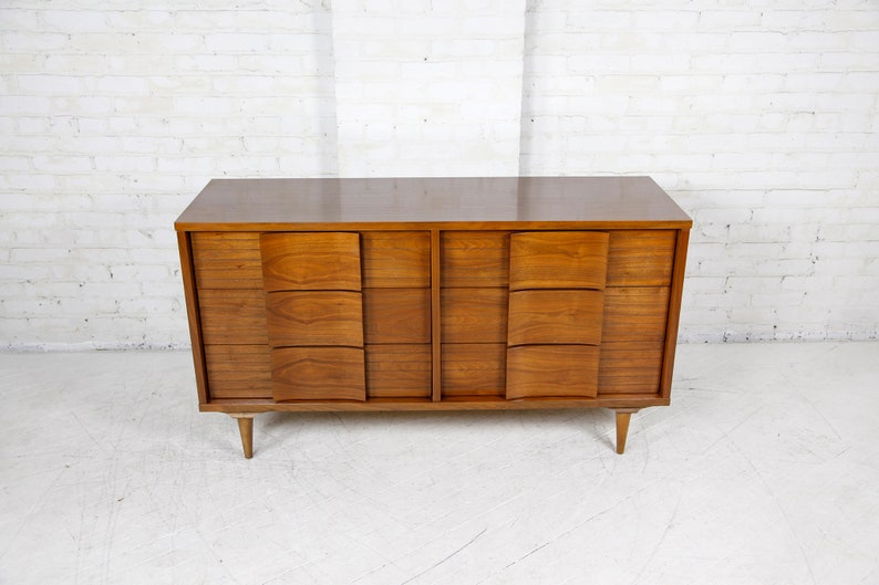 Vintage 6 Drawer Dresser By Johnson Carper Free Nyc Delivery Etsy