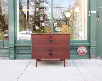 Vintage 60's Jens Risom 4 drawer dresser | Free delivery in NYC and Hudson Valley areas