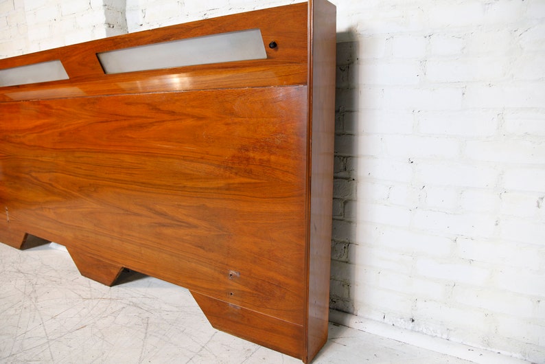 Vintage mcm walnut queen size headboard with reading lights Free delivery in NYC and Hudson Valley areas image 7