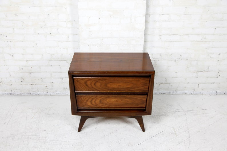 Vintage Nightstand End Table By Founders Furniture Free Nyc Delivery