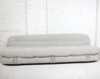 Vintage original "Soriana" large sofa by Atelier International ltd. 1977 designed by Afra and Tobia Scarpa | Free delivery in NYC & Hudson V