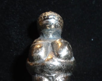 Willendorf Venus /Goddess Bronze /Goddess Pendant /Fertility /