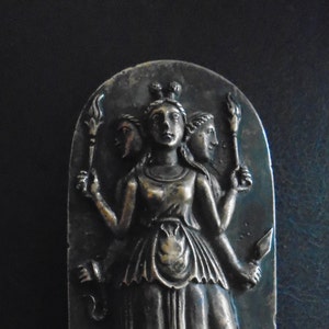 Hecate Statue/ Bronze Metal/ Hekate Statue/ Hekate Altar/ Bronze Art image 1