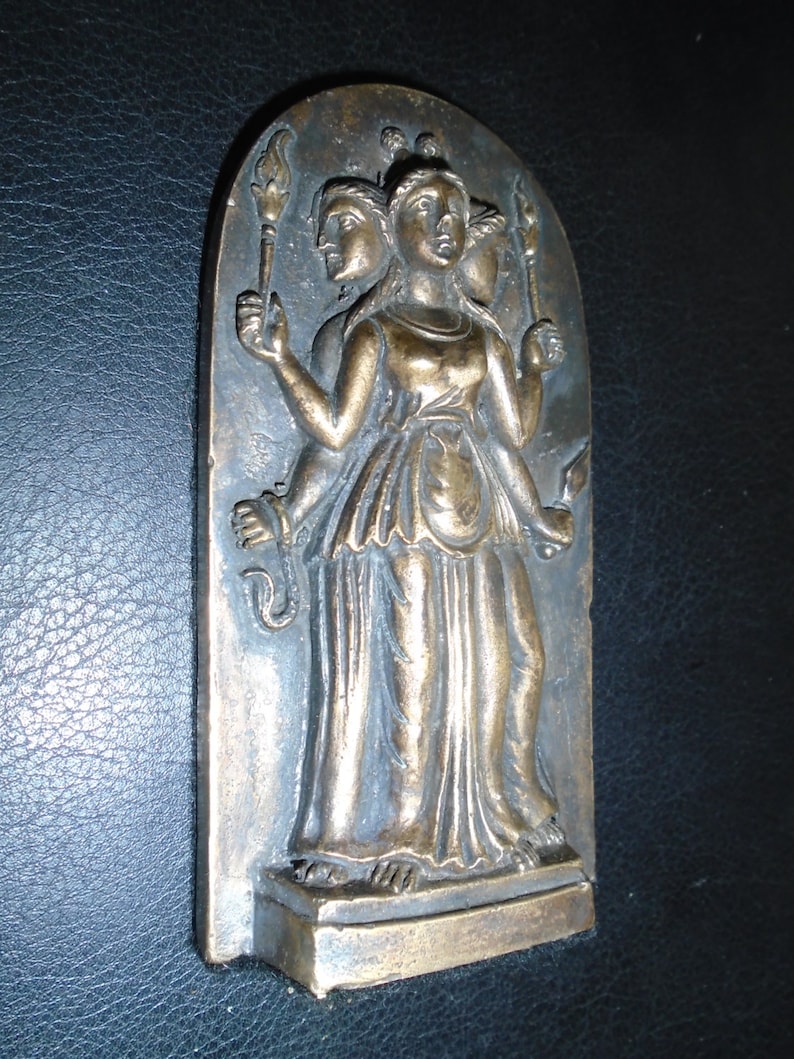 Hecate Statue/ Bronze Metal/ Hekate Statue/ Hekate Altar/ Bronze Art image 3