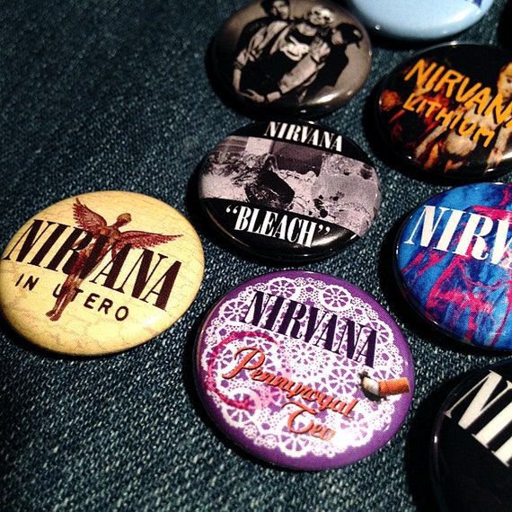 釘バット　名前「涅槃」　３連ボルト　ローリングス　NIRVANA 10-32 Rack Thumb Screw (TSCREW Series) - Hammond Mfg.