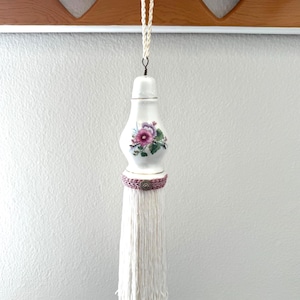 Vintage Salt Shaker Tassel Floral Ceramic Door Knob Hanger Wall Decor