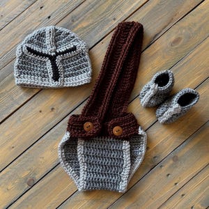 Traje de bebé mandaloriano de crochet: disfraz inspirado en Star Wars Mandalorian outfit