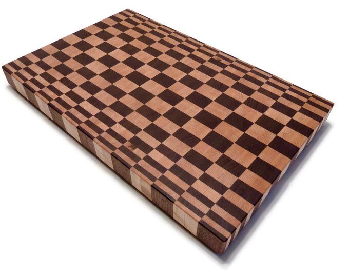 End grain cutting board with Optical pattern