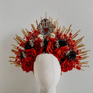 Corona de Día de Muertos, tocado de flores, corona de flores mexicana, tocado de Día de Muertos, corona roja