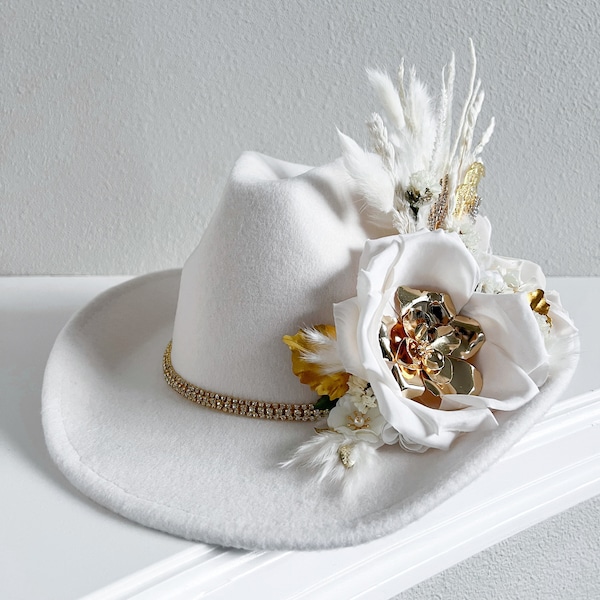 Cowgirl Hat Western Bride Hat Bridal Cowboy hat Cowgirl bridal hat Fedora hat Bridal headpiece Flower hat Bohemian bridal hat Boho bride