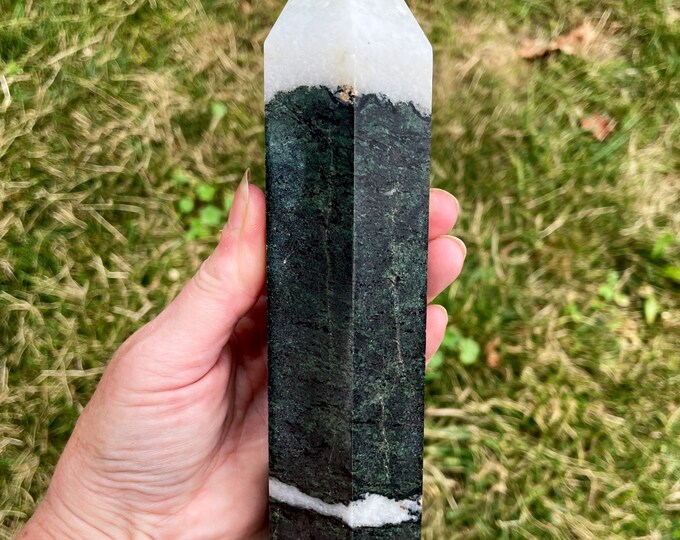 2.58 lbs Tai Chi Stone aka Yin Yang Stone Obelisk Pillar Tower Point Wand Column Generator