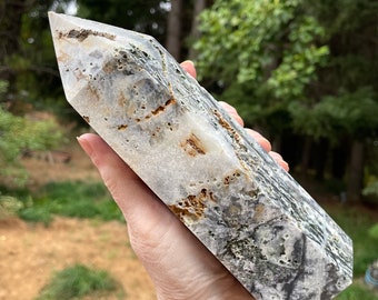 2.48 lbs Fluorite and Quartz Obelisk Pillar Tower Point Wand Column Generator