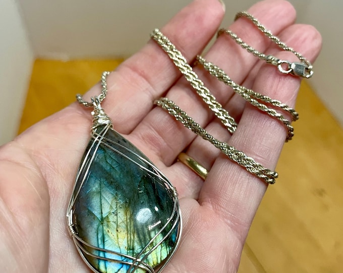 Labradorite Pendant on Sterling Silver Rope Chain Necklace