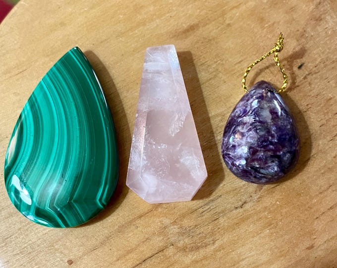 3 drilled Pendants Malachite Rose Quartz Charoite