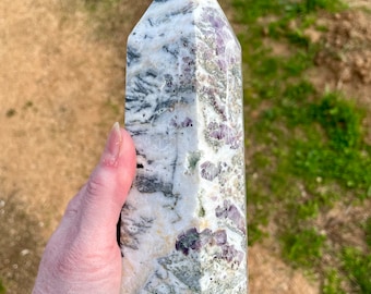 2.9 lbs Purple Black and White Fluorite Obelisk Pillar Tower Point Wand Column Generator