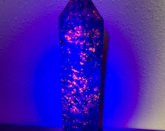 2.26 lbs Fluorescent Yooperlite Firestone Obelisk Pillar Tower Point Wand Column Generator