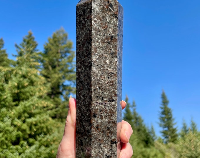 Fluorescent Yooperlite Firestone Obelisk Pillar Tower Point Wand Column Generator 3 lbs