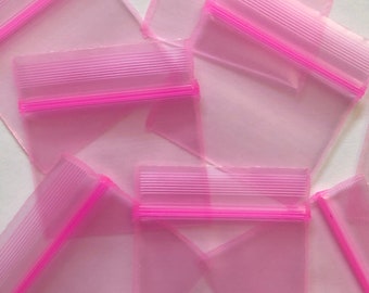 The Baggie Store Eagle 1034 Original Mini Ziplock 2.5mil Plastic Bags 1 x 3/4 Reclosable Baggies The Baggie Store Eagle 1034 Original Mini Ziplock 2.5mil Plastic Bags 1 x 3/4 Reclosable Baggies