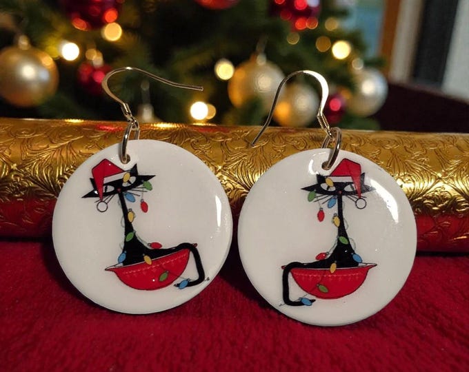 Cat in the Tree-Handmade Retro Atomic Christmas Cat Earrings