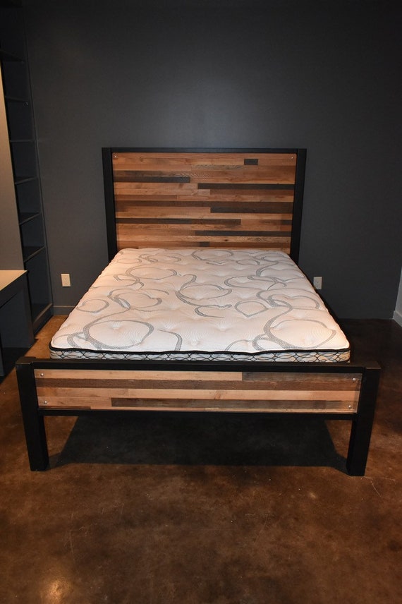 Metal And Wood Bedframe New Zealand, Metal Vs Wood Bed Frame Reddit