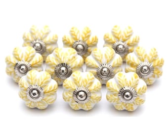 Handgemaakte keramische bloemknoppen, keukenkastladegrepen