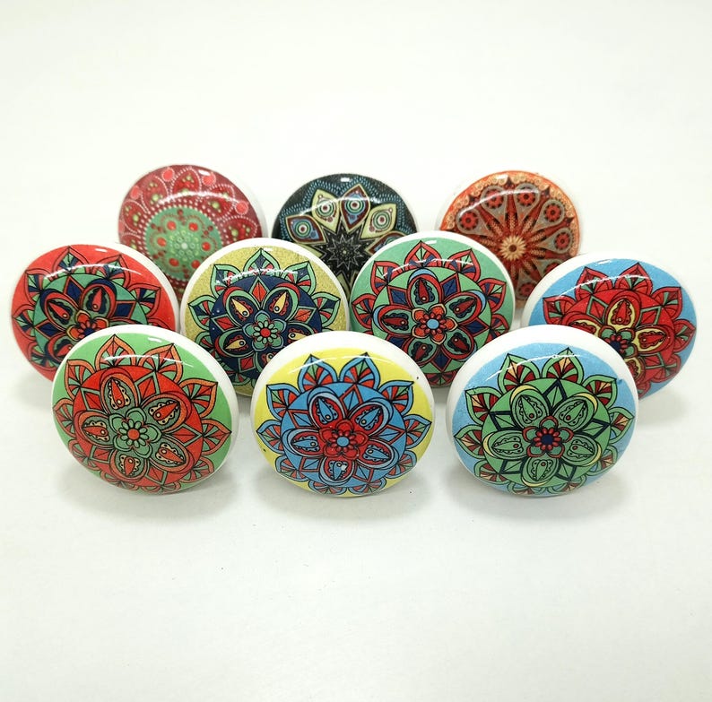 Perillas de cerámica multicolor para gabinete hechas a mano, diseño de mandala floral imagen 3