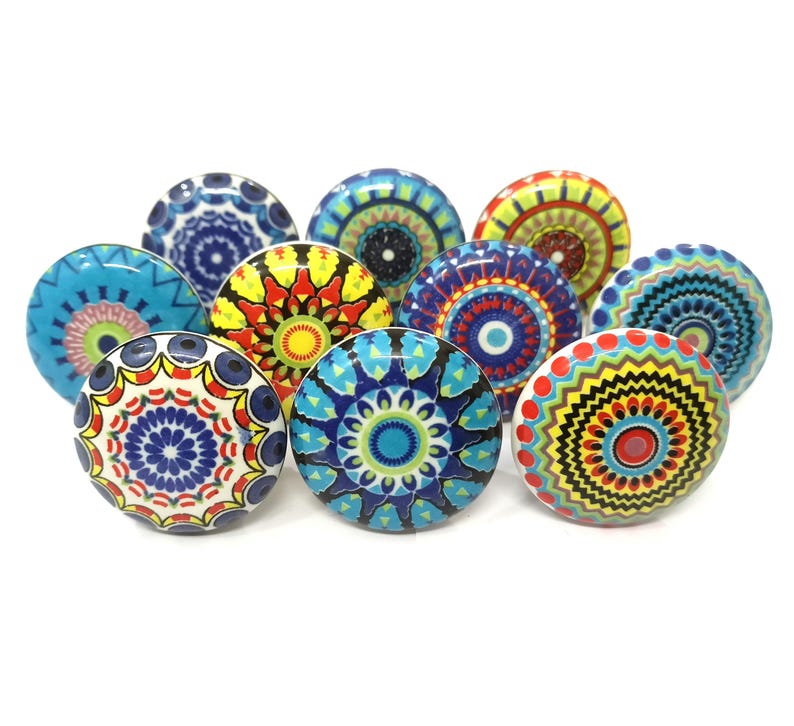 Ręcznie robione wielokolorowe ceramiczne gałki do szafek, dekoracyjny wzór mandali zdjęcie 1