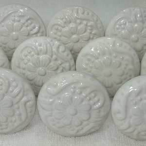 White Color Flower Design Ceramic Knobs Handpainted Ceramic Door Knobs Kitchen Cabinet Knobs Drawer Knobs Cupboard Knobs Hardware Knobs