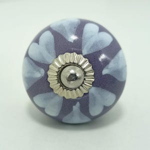 Handbemalte Lila Keramik Knäufe, Küchenschrank Hardware Bild 3