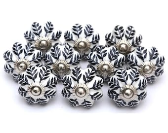 Boutons en céramique Black Leaf, poignées de tiroir faites main