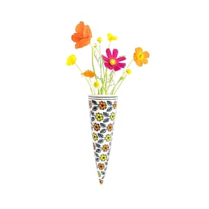 Macetero de pared de cerámica pintado a mano – Jarrón cónico bohemio, 25 cm