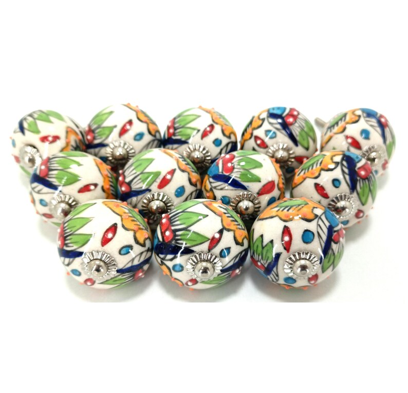 Handgefertigte mehrfarbige Keramikknöpfe, handbemalte Küchenschrankbeschläge Bild 1