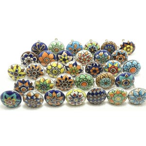 Pomelli in ceramica multicolore dipinti a mano, maniglie decorative per cassetti