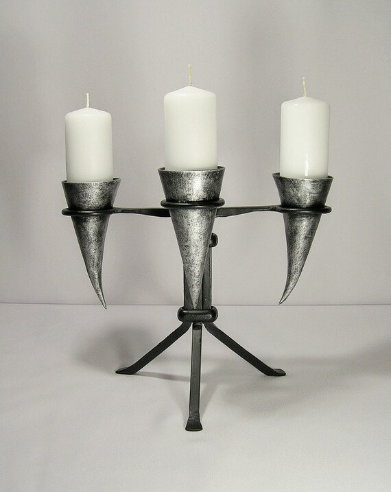 Fait main forgé médiévale gothique vieux antique bougeoir chandelier rustique
