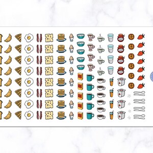 Op de afbeelding: Een vel met kleurrijke stickers met een ontbijt-thema. De stickers bevatten afbeeldingen van toast, croissants, wafels, eieren, spek, kaas, pannenkoeken, koffie, thee, sap, yoghurt, jam, aardbeien en sinaasappels. De tekst "Breakfast Stickers" en "Stickers by Ashley" staat op het vel gedrukt.