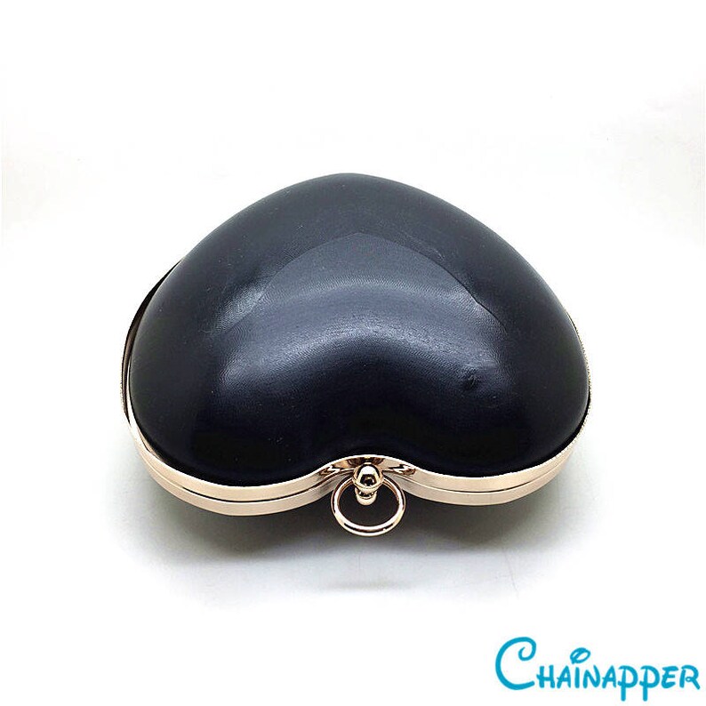 kisslock closure 16cm x 15cm 6 x 6 M89C heart box clutch frame with plastic covers and chain
