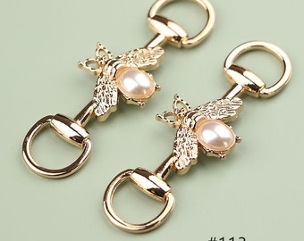 2pcs (1 Pair) Horsebit Loop Rings Snaffle Bit, #113 Outer Size 6.9 x 1.7cm, Bee is Attached to the Center Part, Light Gold Color, HG004B