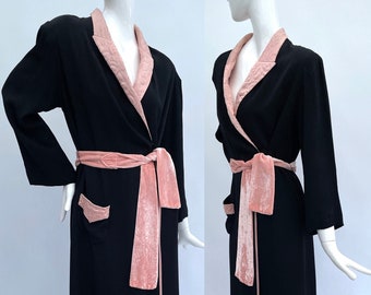 1930s robe with pink silk velvet sash antique