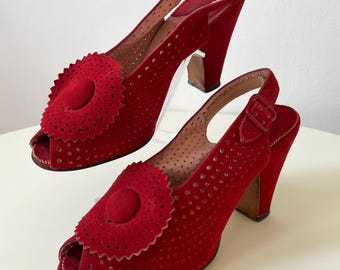 1940s shoes American red suede vintage very small size