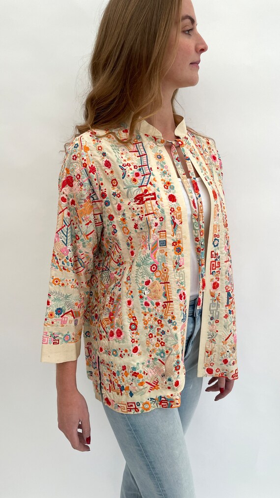 1900~Sleeveless Padded Jacket with Printed Logo