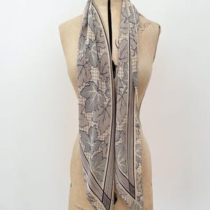 1930s silk scarf floral design vintage