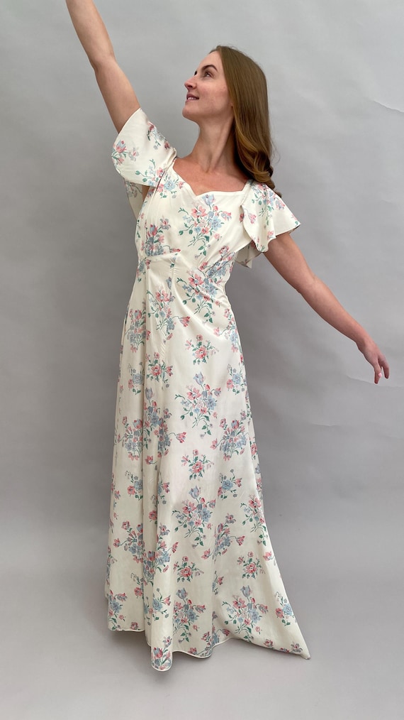 1930s dress floral Design vintage 1930s dress floral Design vintage
