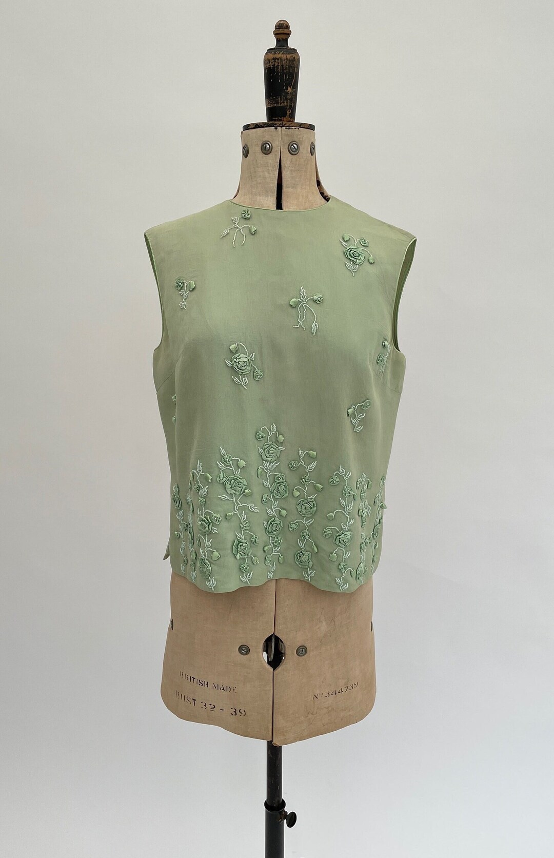 Large 1960s Sleeveless Beaded Sweater Blouse