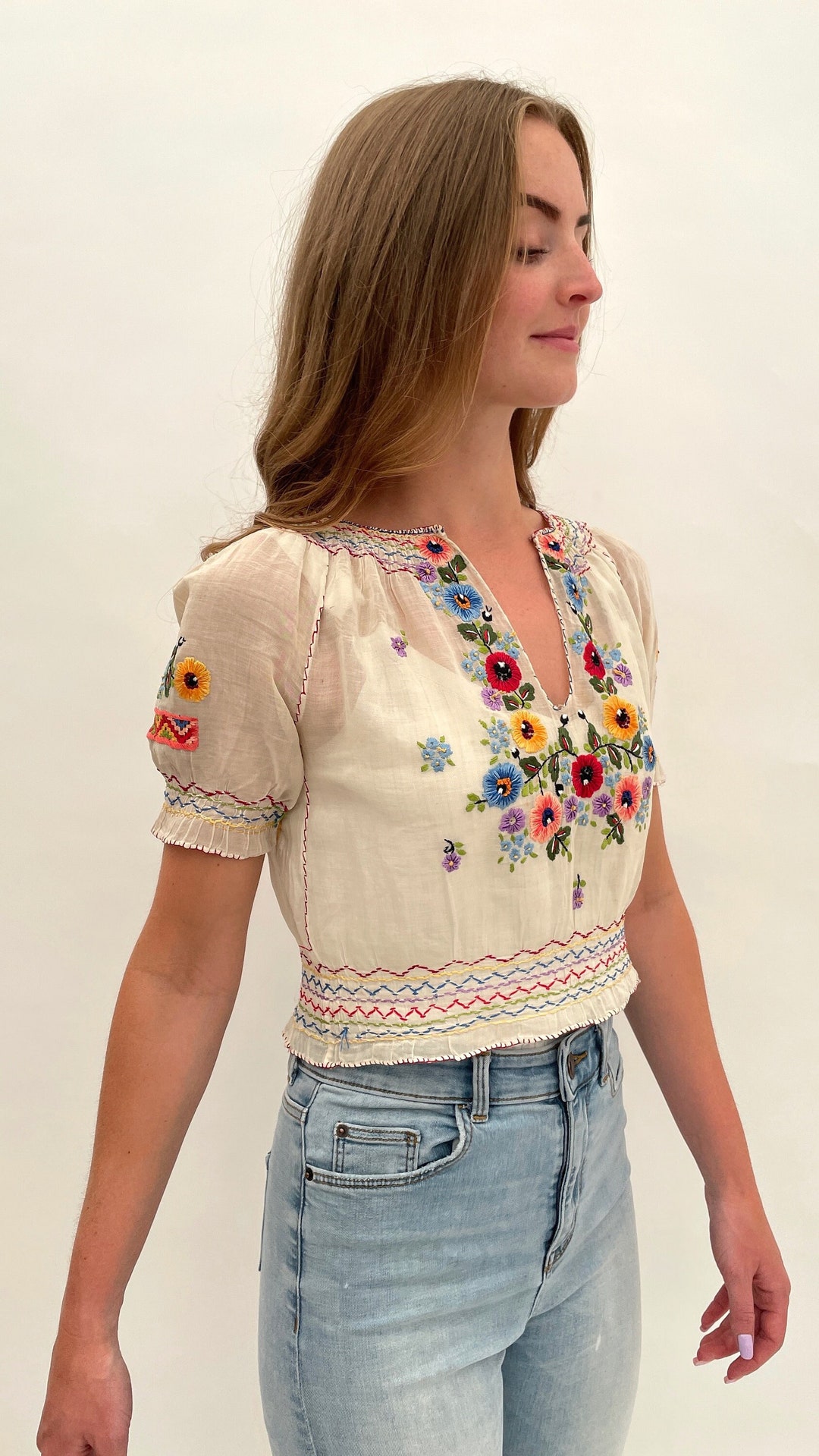 1930s Hungarian Blouse Embroidered Floral Design - Etsy UK