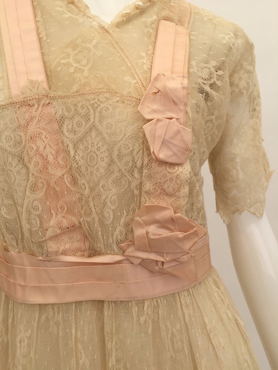 Edwardian lace dress with pink silk ribbon antiqu… - image 3