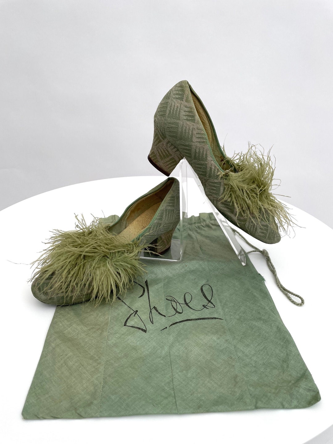 Ostrich feather sandals hot sale