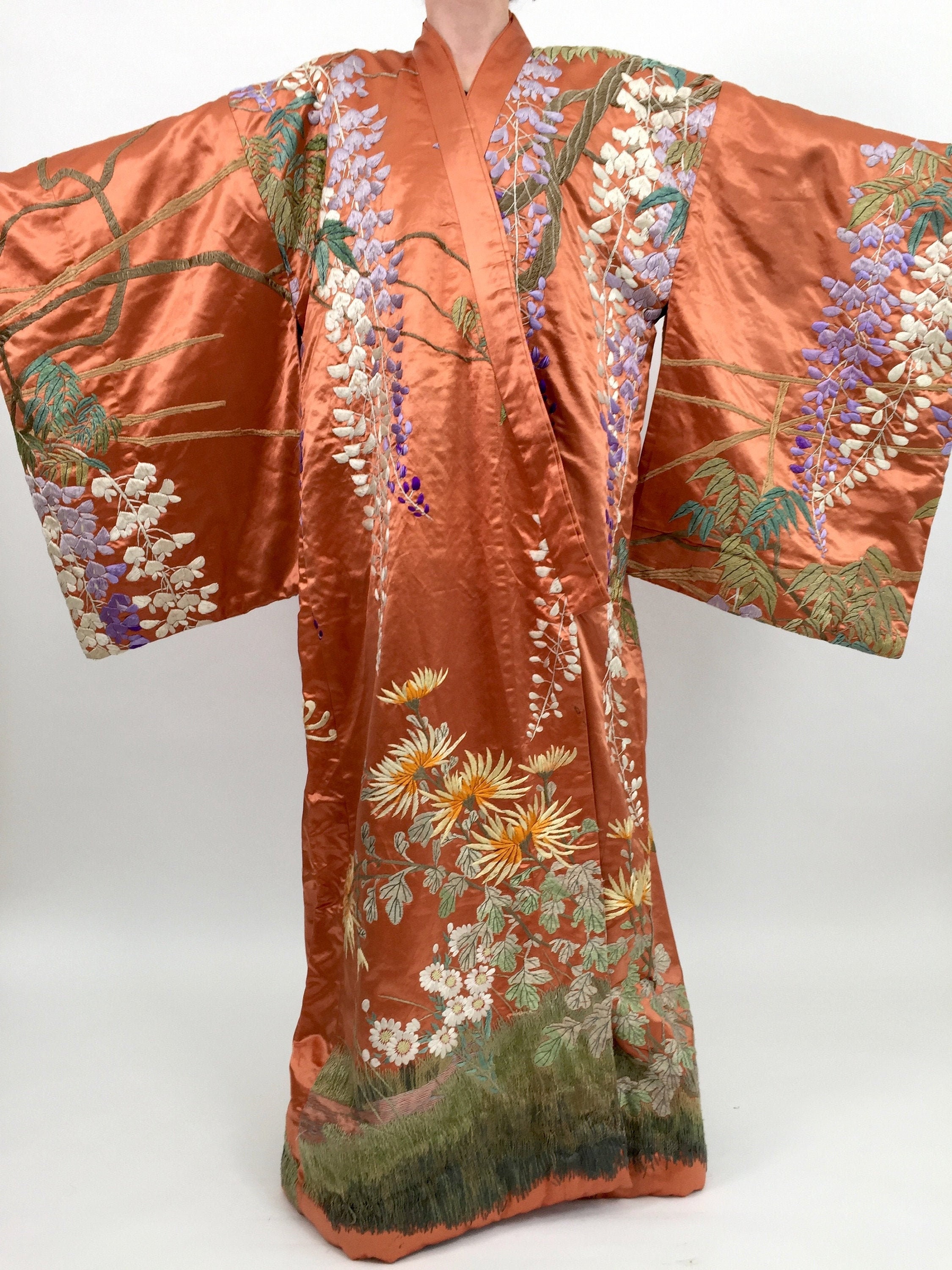 Image of Antique Kimono Silk Embroidered Japanese Vintage Antique