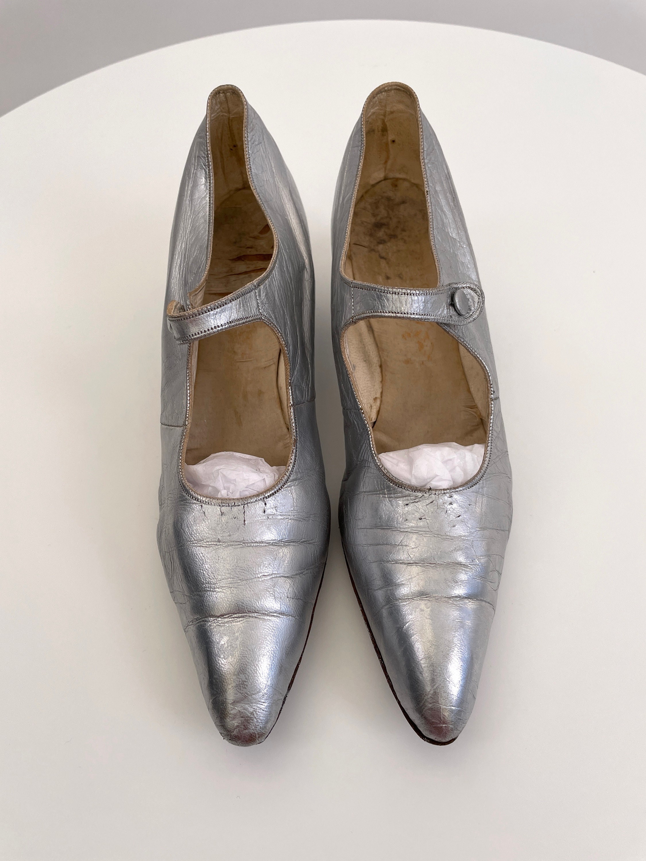 Silver 1920s shoes deals
